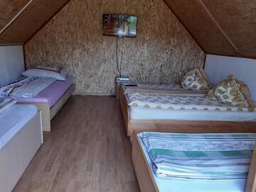 Фото номера Семейный номер Лоджи Cabana Alex Cheile Nerei г. Stancilova 3